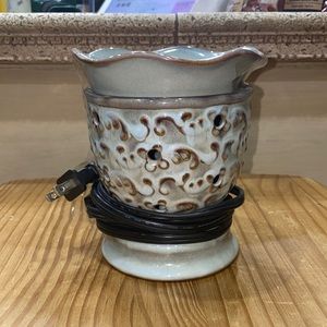 Used Scentsy Full Size Warmer